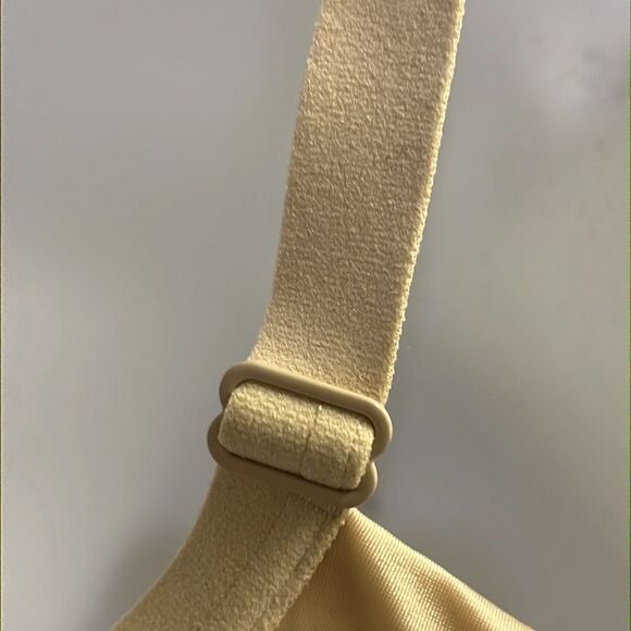 Victoria’s Secret Full Coverage Tan Adjustable Straps Padded Wire Bra- 38DD - Picture 9 of 16